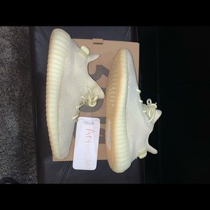 Yeezy 350 V2 Butter